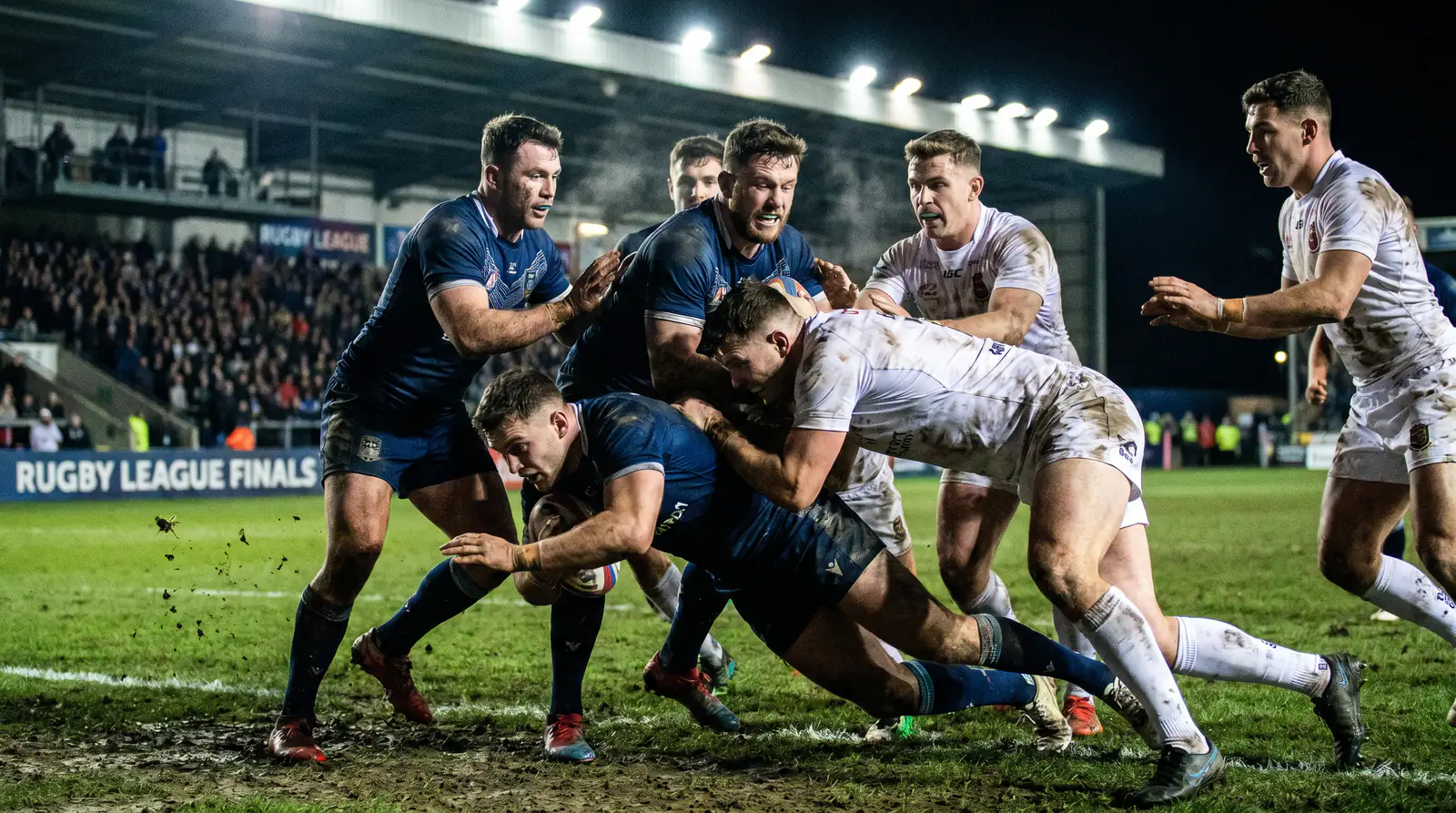 Tight knockout stage margin in a Rugby World Cup semi-final